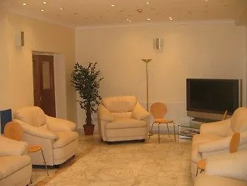 City Inn Express Hotel London